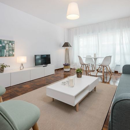 Apartamentos Paseo De La Farola Málaga Dış mekan fotoğraf