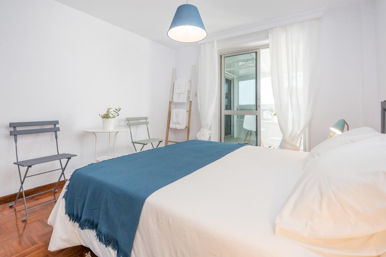 Apartamentos Paseo De La Farola Málaga Dış mekan fotoğraf